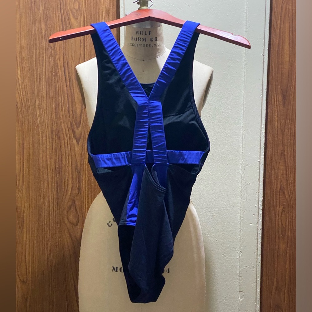 GAPFIT BATHING SUIT
